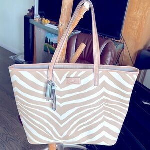 Large Coach tote.